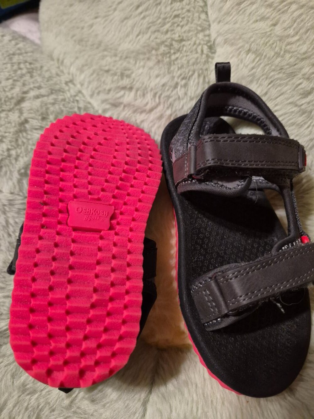 Toddler Sandals - Picture 2 of 2